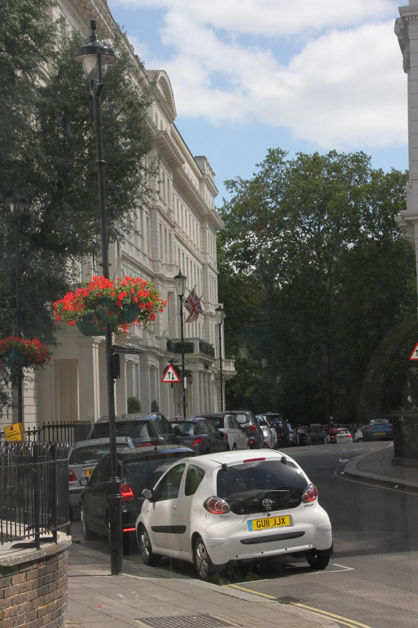Отель Elysee Hyde Park Лондон