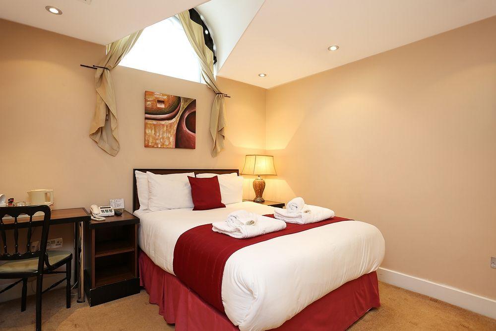 Elysee Hyde Park 3* Londra